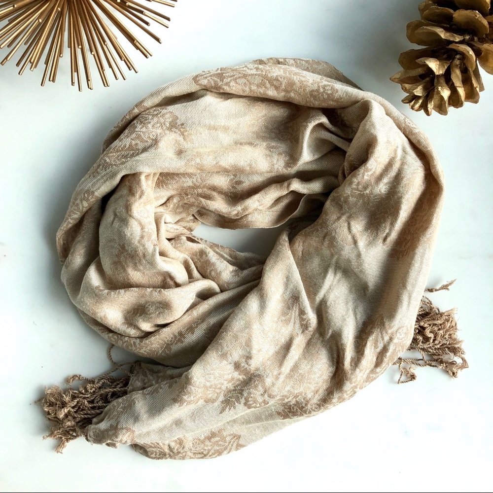 Vintage gold scarf/shawl